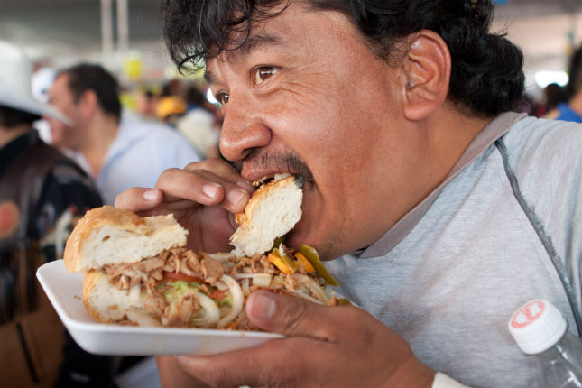 México se come con las manos: W Radio organiza la 1ª muestra de comida  callejera - Animal Gourmet