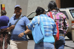 7 de cada 10 mexicanos padence de obesidad o sobrepeso. // Foto: Cuartoscuro.