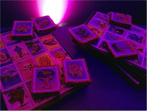 Durante el evento se sirvieron brownies con la forma de cartones de lotería. // Foto: Especial.