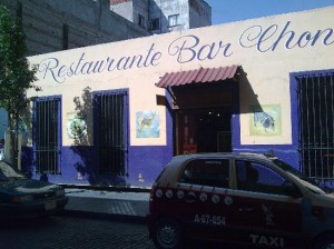 Restaurante Bar Chon se encuentra en la remodelada calle Regina, en el Centro Histórico. // Foto: www.tripadvisor.com