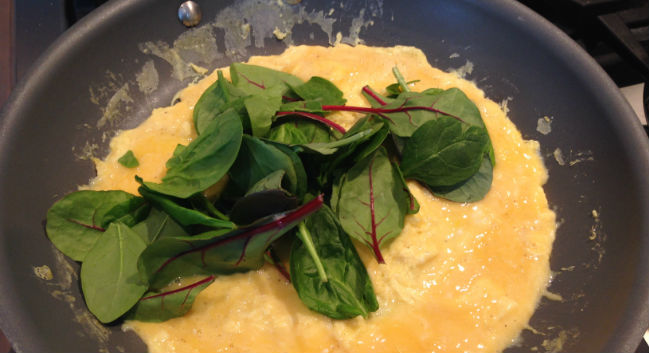 El truco para crear un omelette perfecto está, en gran medida, en el sartén. // Foto: Animal Gourmet.