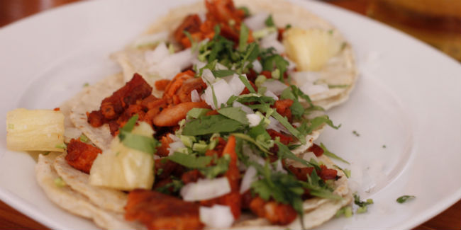 La cocina mexicana, los tacos por ejemplo, ¿se sienten o se piensan? // Foto: Especial.