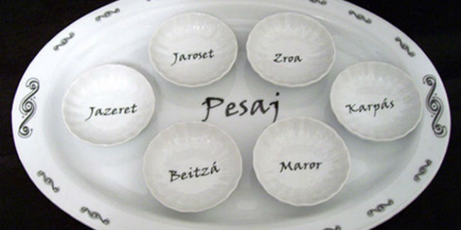 En un platón se colocan los seis alimentos rituales de Pésaj. // Foto: Especial.