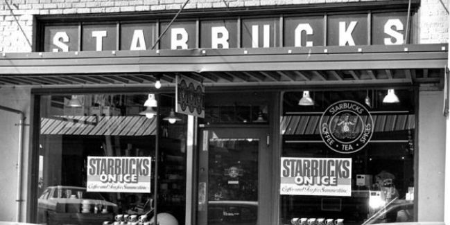 El primer Starbucks abrió en 1973 y es ejemplo de las características de la "segunad ola". // Foto: Especial.