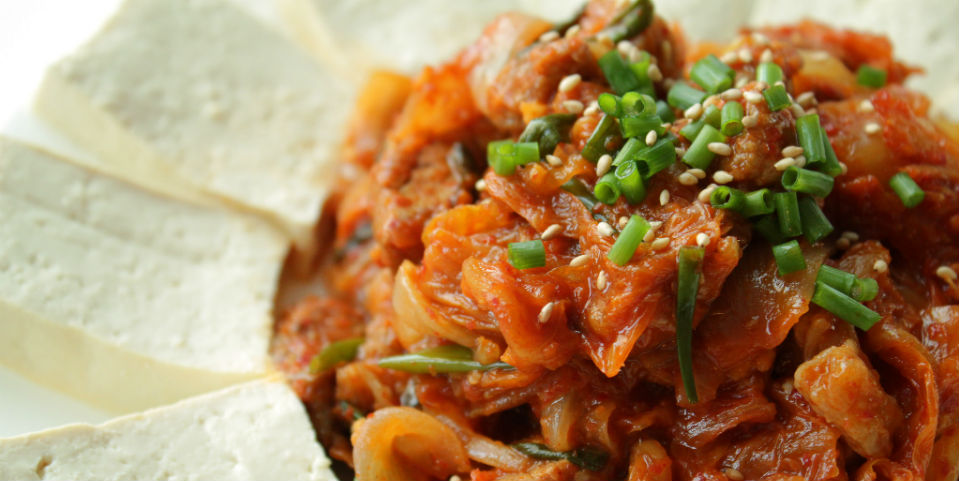 Del kimchi hasta el soju, diez platillos de la comida coreana que no te  puedes perder