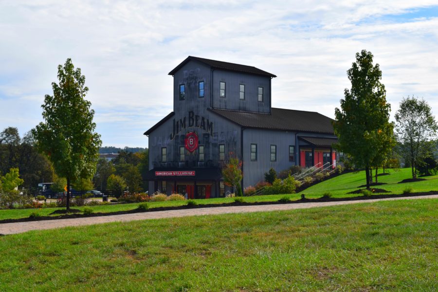 La destilería de bourbon Jim Beam se encuentra en Clermont, Kentucky.