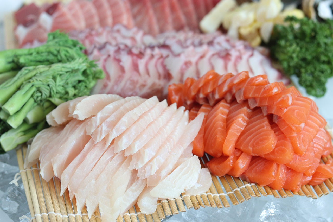Ceviche, tártara, sashimi o carpaccio… Las diferencias ﻿entre los cortes  crudos