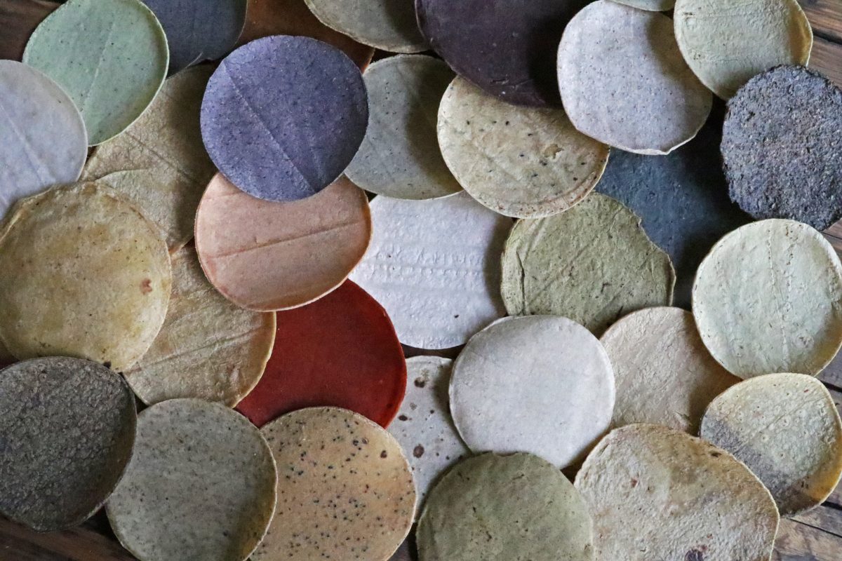 Tortillas de colores, un experto nos dice cómo reconocer las originales