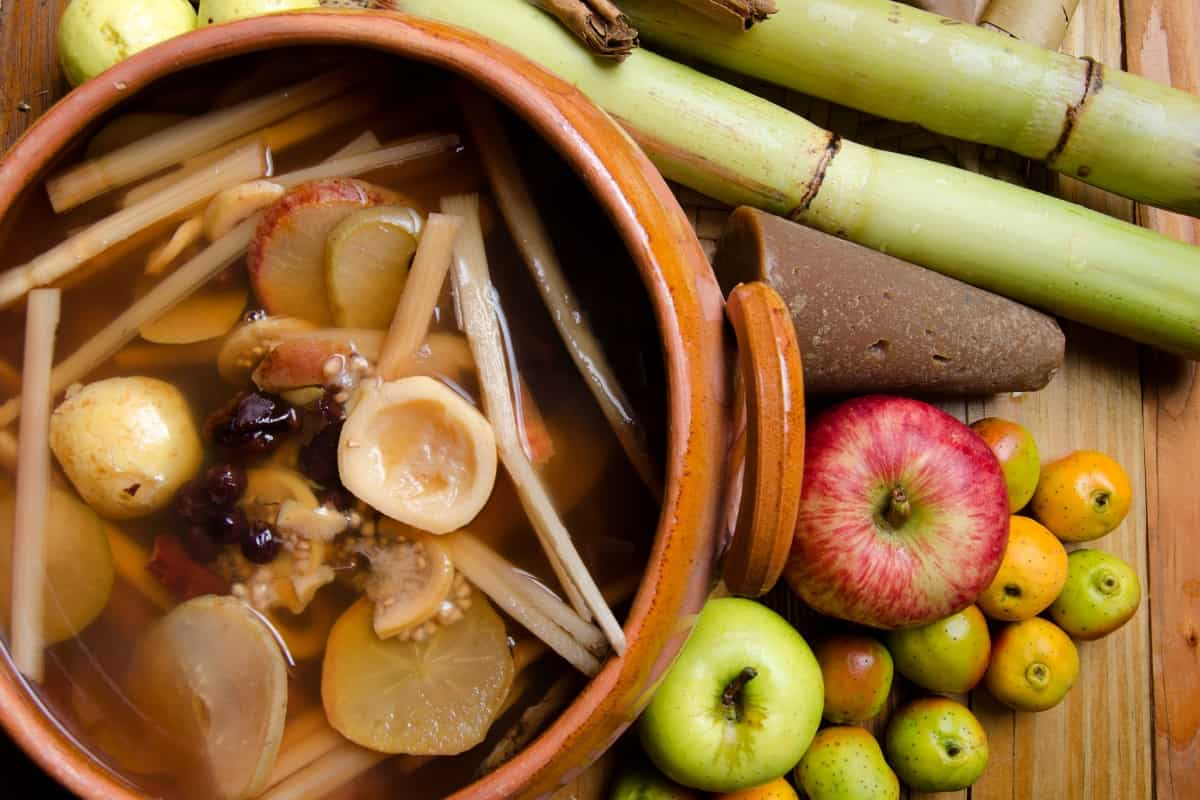 Receta de Ponche Navideño: la bebida más esperada del año.