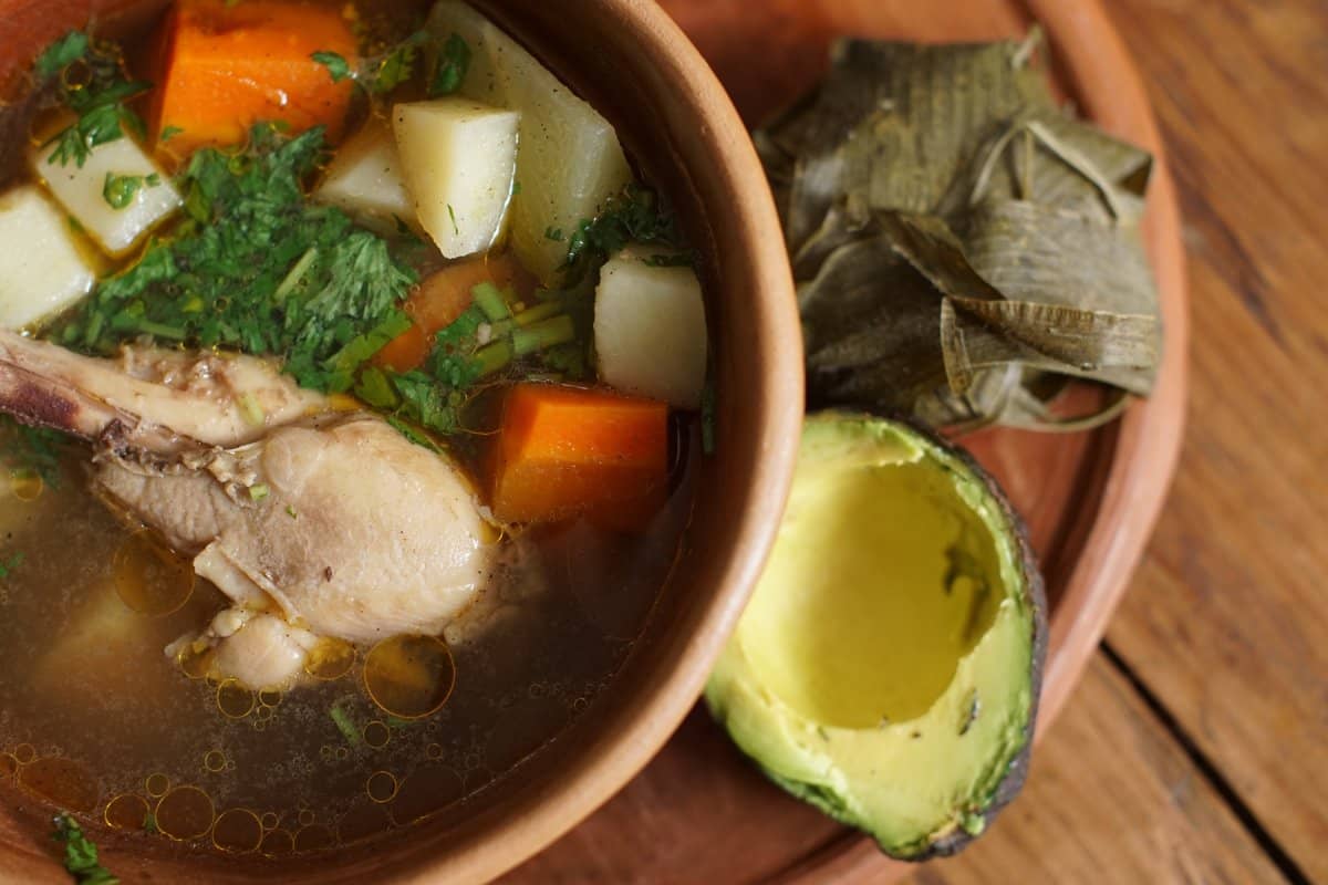 Caldo de pollo