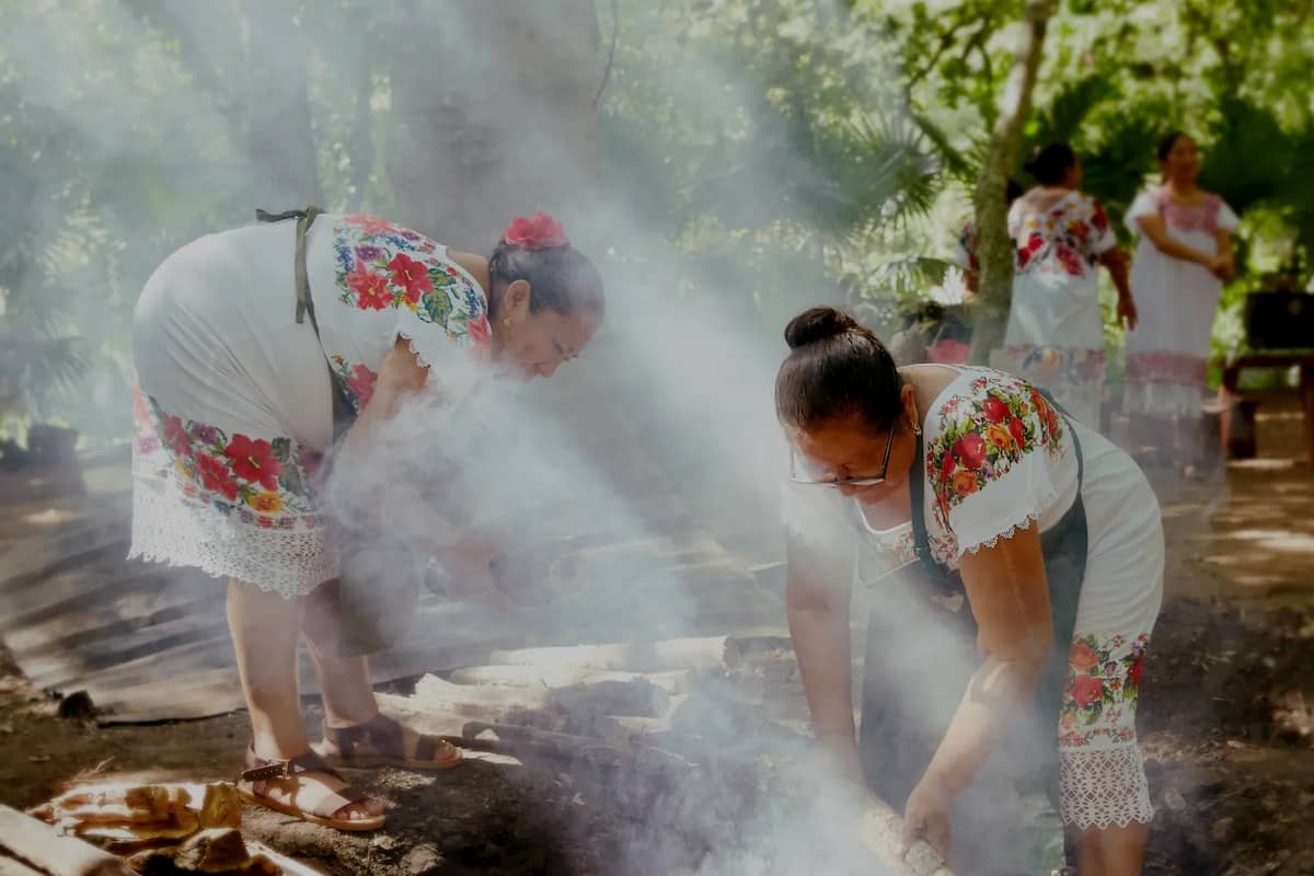 Pib Yucatán, horno de piedras bajo tierra