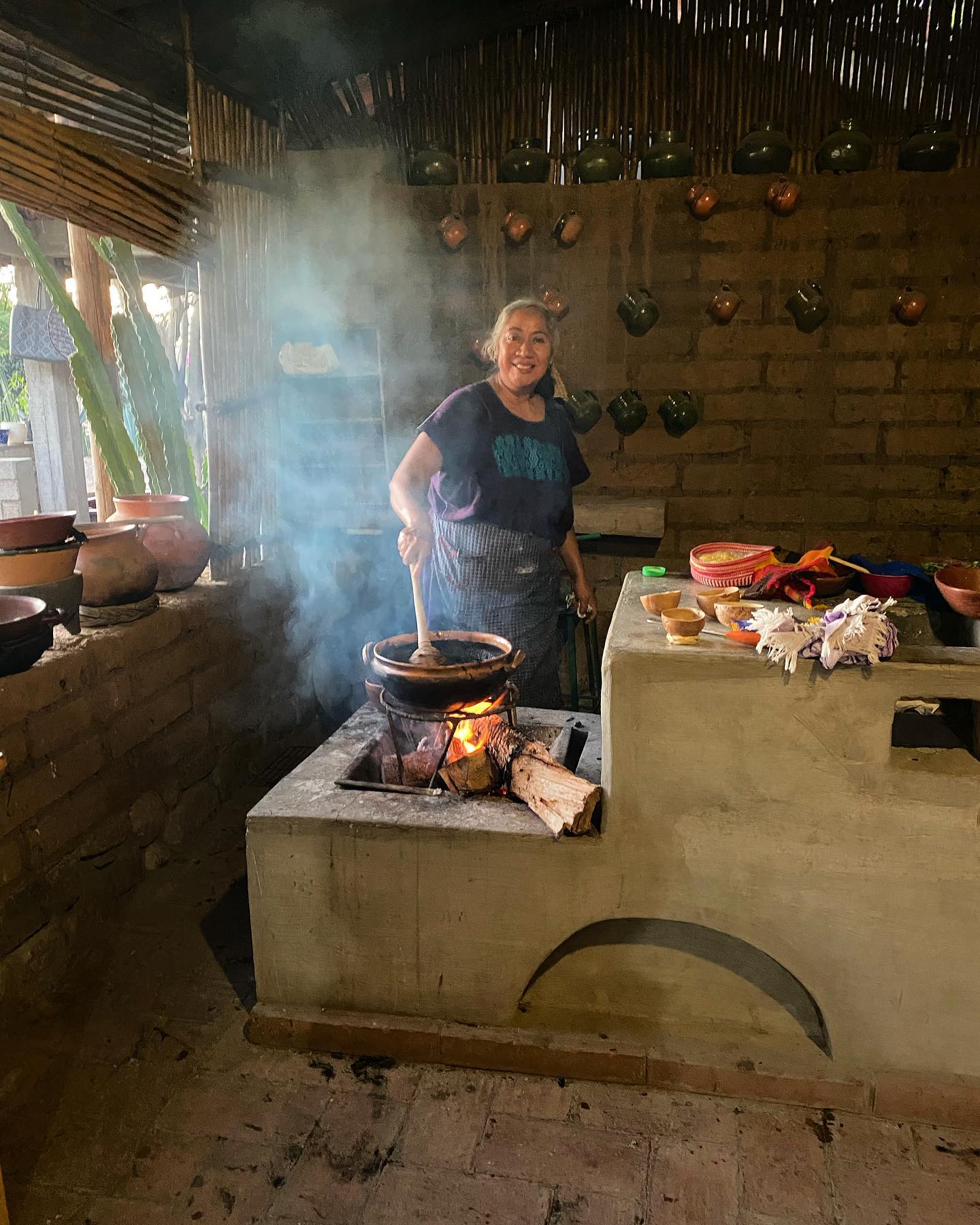 Carina Santiago, cocinera tradicional zapoteca, te enseña a cocinar -