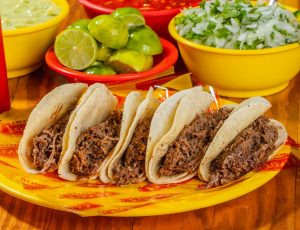 donde comer en Monterrey, tacos Tonys con su taco de barbacoa lo disfrutarás