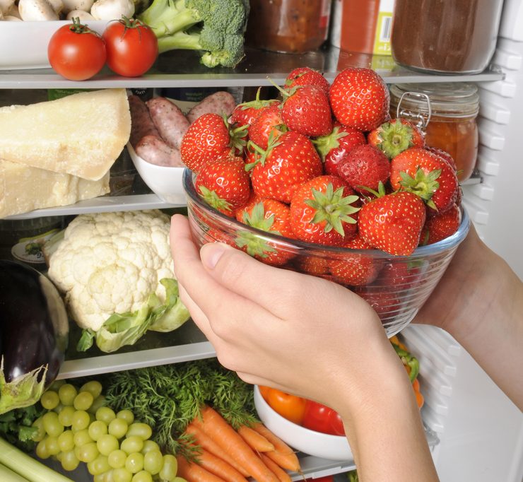 Cómo hacer para que tus fresas duren más tiempo en el refri