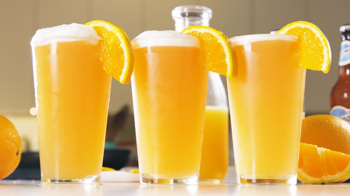 beermosa o cerveza con jugo de naranja