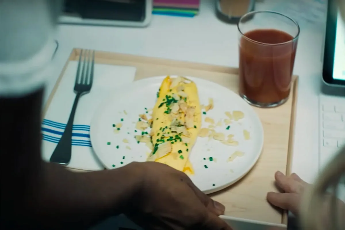cómo hacer un omelette al estilo de The Bear