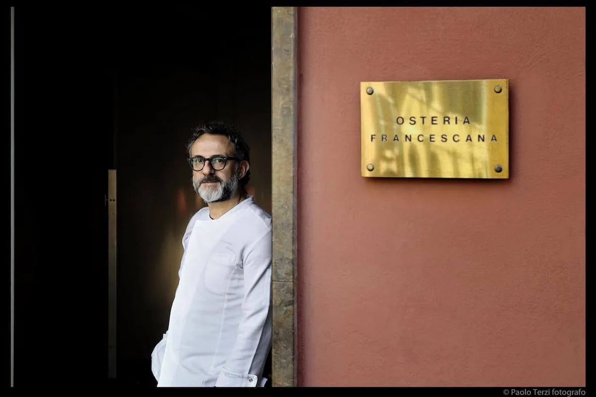 Cuál es el restaurante de Massimo Bottura