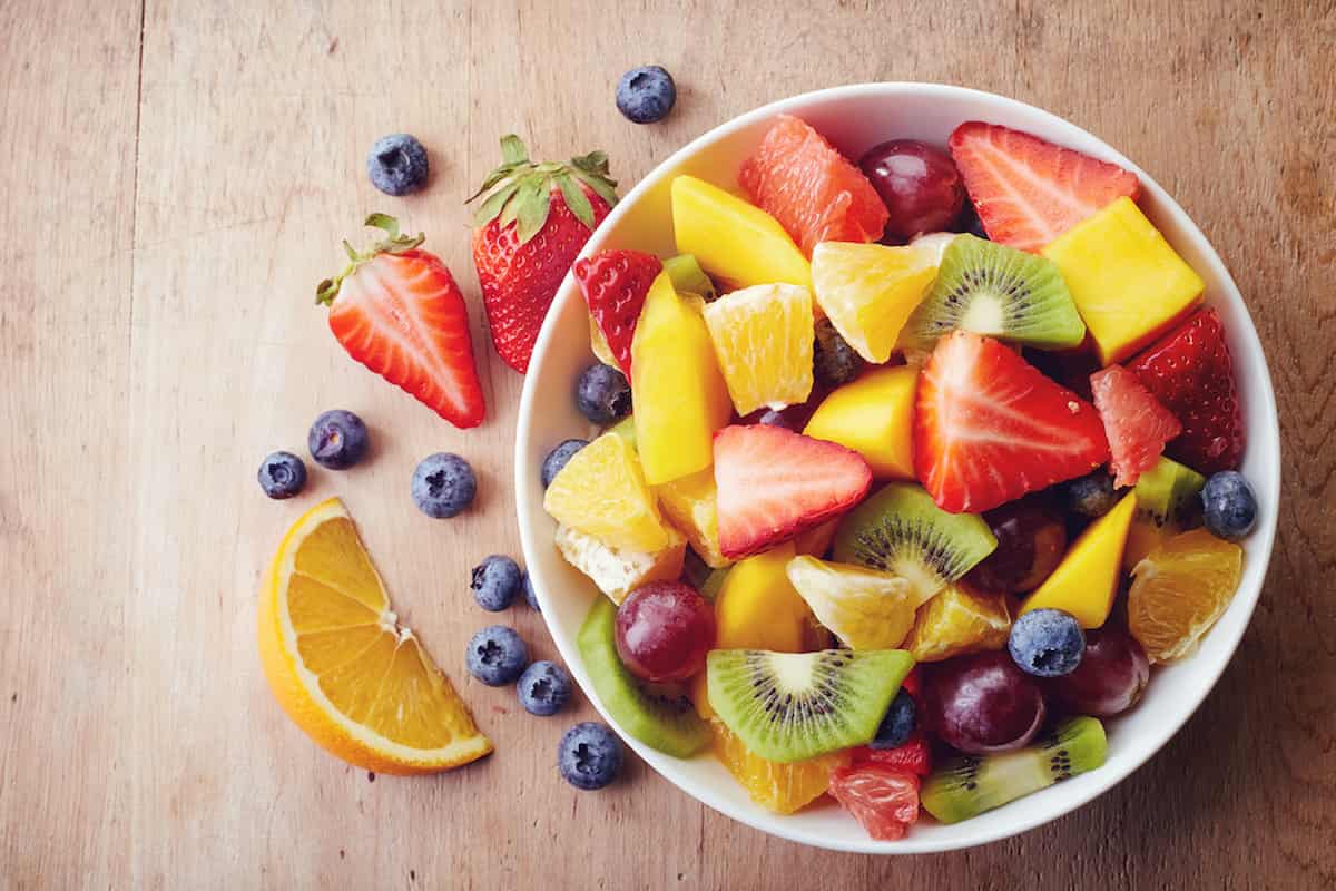 Aparte de las bebidas que hidratan al cuerpo, también hay frutas que ayudan a combatir los efectos del calor.
