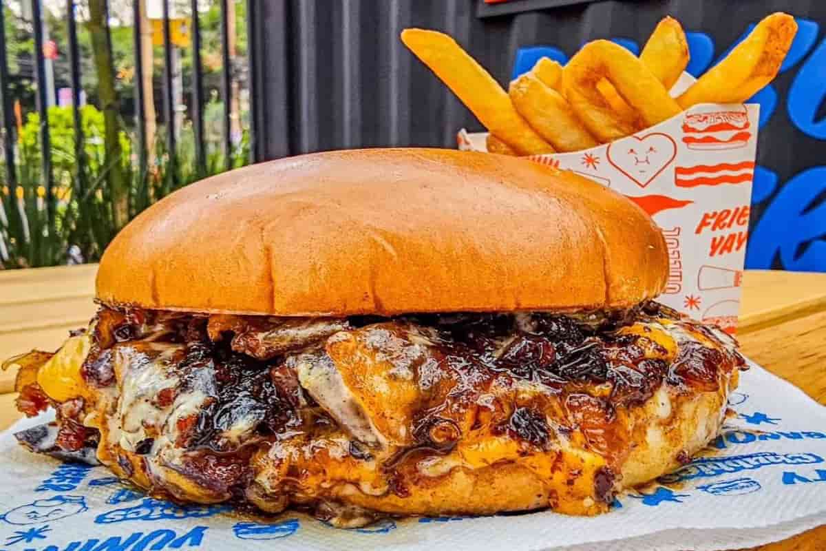 Chubbies Burger, smash burgers en CDMX | Foto: Instagram @chubbies_burger