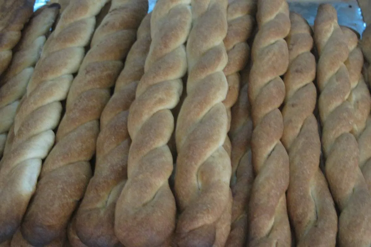 Las trancas son panes en forma de trenza crujientes, de un sabor ni dulce ni saldado.