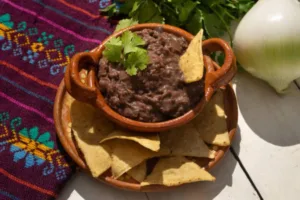 Cómo hacer frijoles desde cero con y sin olla exprés. / Foto: iStock