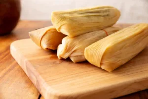 Los tamales de cabecita de perro son preparados con carne de cerdo y serían originarios del estado de Veracruz.