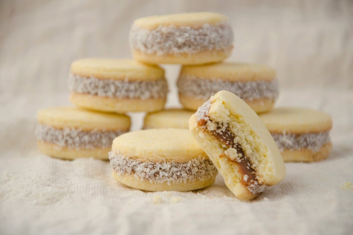 alfajor postres latinoamericanos