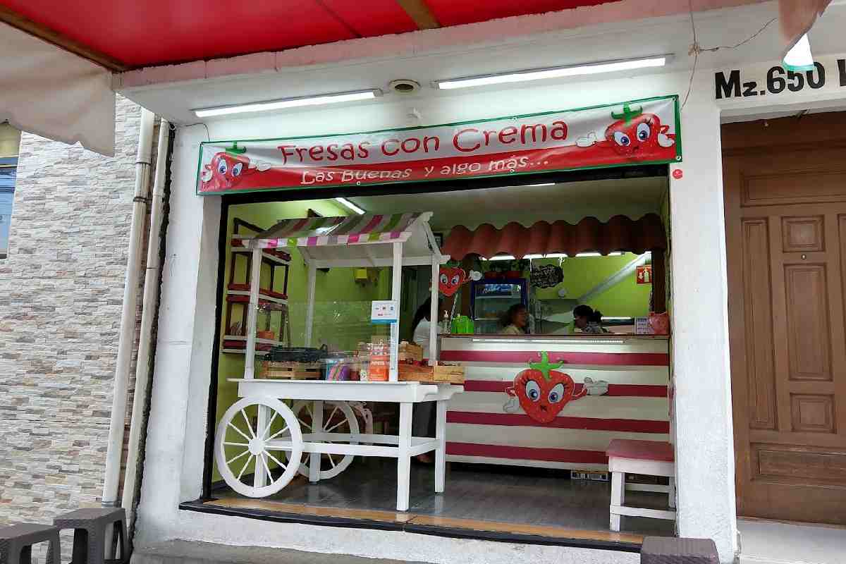 Fresas con Crema Las Buenas en Coyoacán