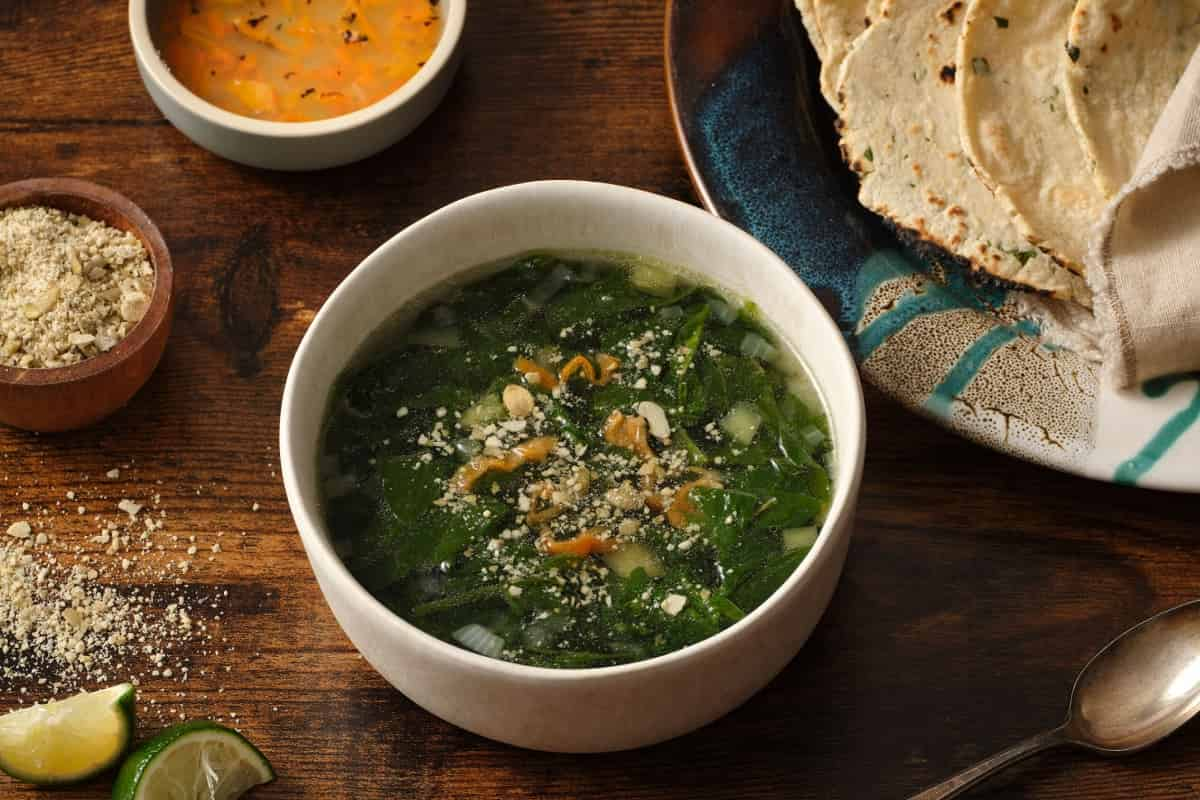 Hojas de Plantas más Usadas en la Gastronomía Mexicana.