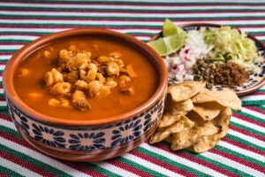 cómo aprovechar el pozole sobrante