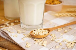 Receta de leche de avena en 5 minutos.