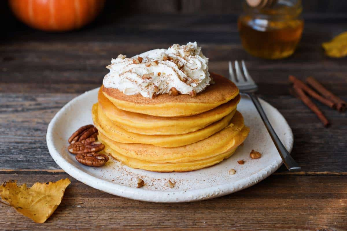 4 Recetas de hot cakes para tus mañanas tranquilas.