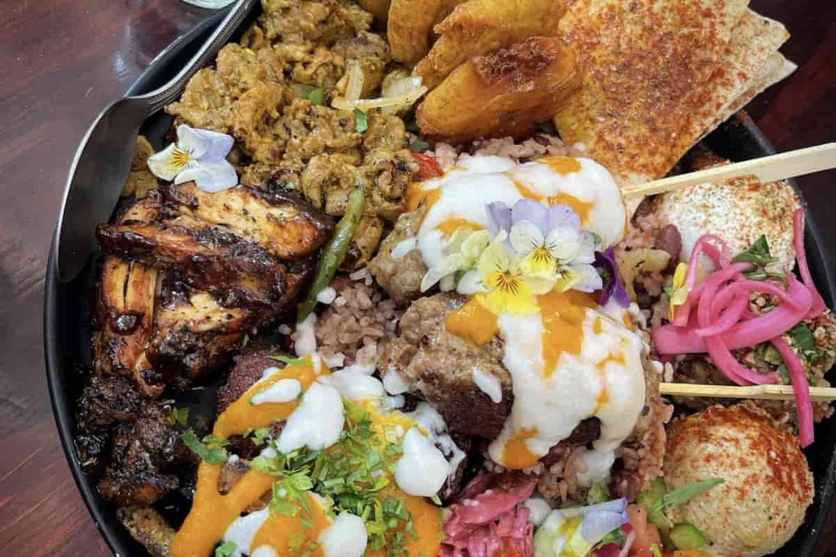 Conoce estos restaurantes de comida griega en CDMX.