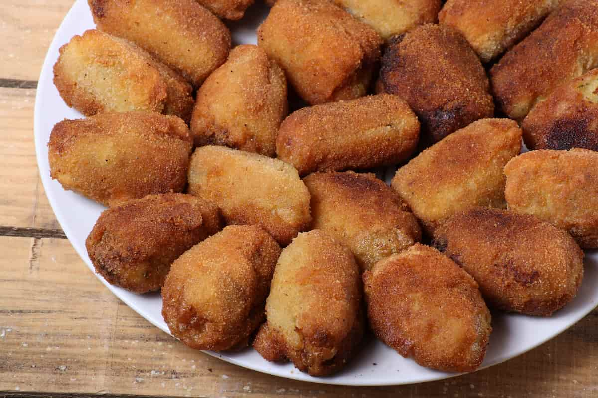 croquetas de atún en lata a la española