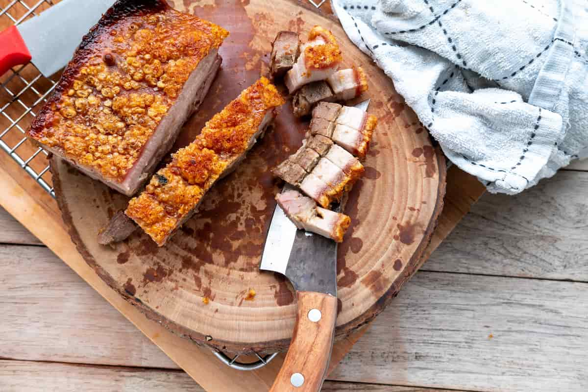 receta con pork belly se prepara en freidora de aire, horno o frito 