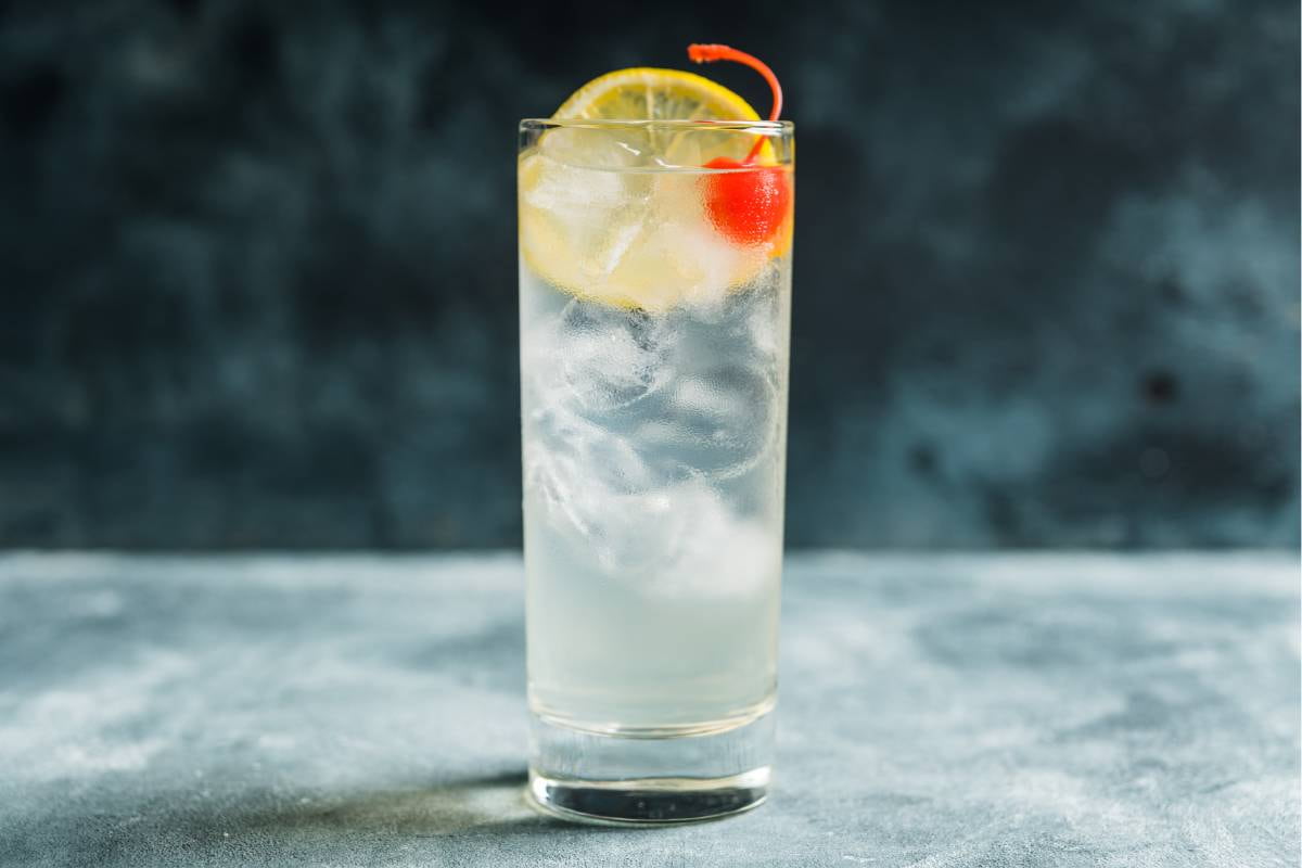 Receta de coctel tom collins.